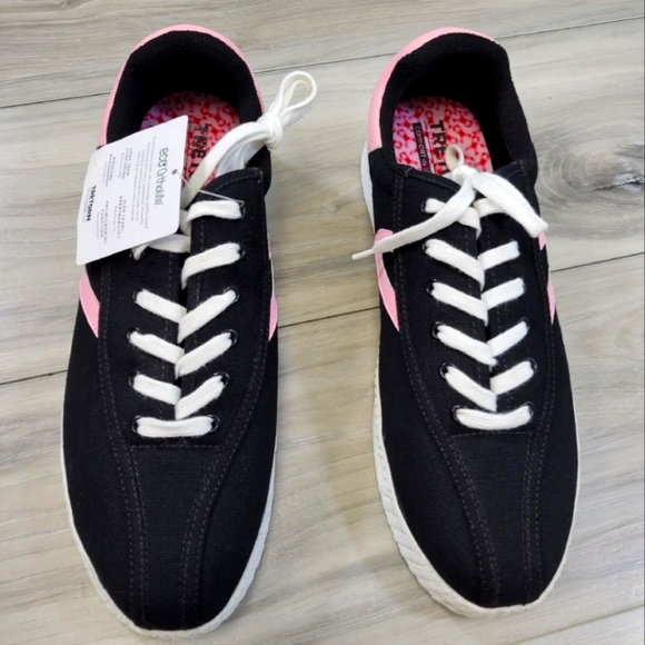 NWT Men's Tretorn Nylite Plus Canvas Sneakers - Picture 2 of 4